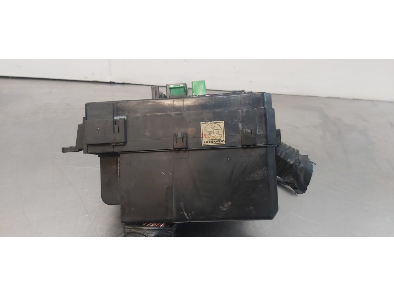 Recambio de caja reles / fusibles para citroen c-crosser exclusive referencia OEM IAM 6500FY   Recambio de caja reles / fusibles para citroen c-crosser exclusive referencia OEM IAM 6500FY