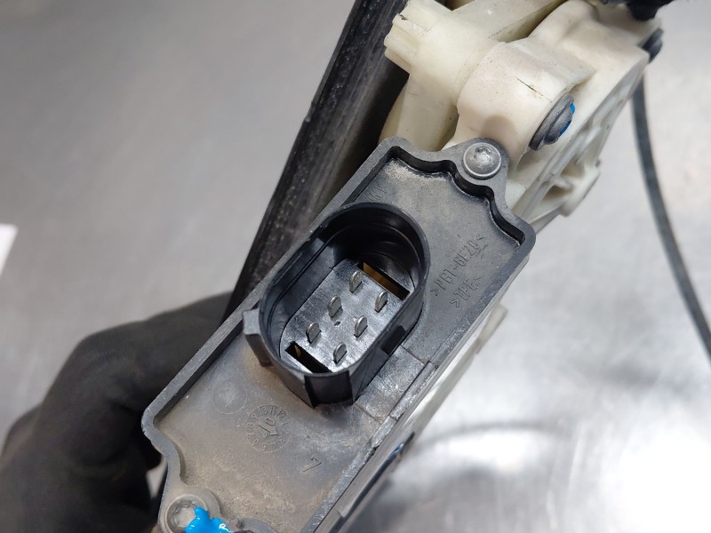Recambio de elevalunas delantero derecho para bmw x3 (e83) 2.0 d referencia OEM IAM 51333448250  