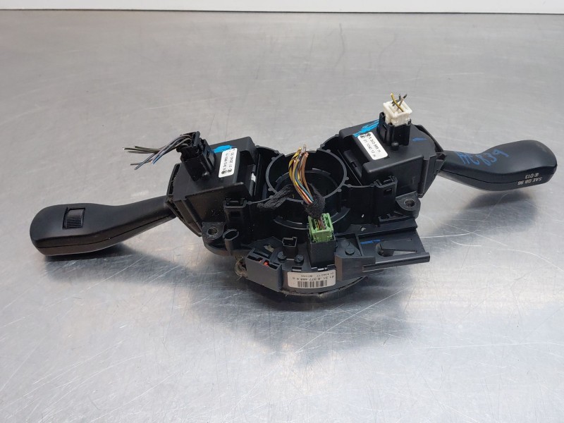 Recambio de mando multifuncion para bmw x3 (e83) 2.0 d referencia OEM IAM 61318379091 61318363669 61318377488
