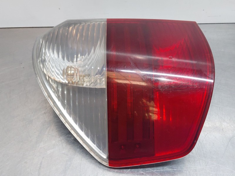 Recambio de piloto trasero izquierdo para bmw x3 (e83) 2.0 d referencia OEM IAM 63217162209  