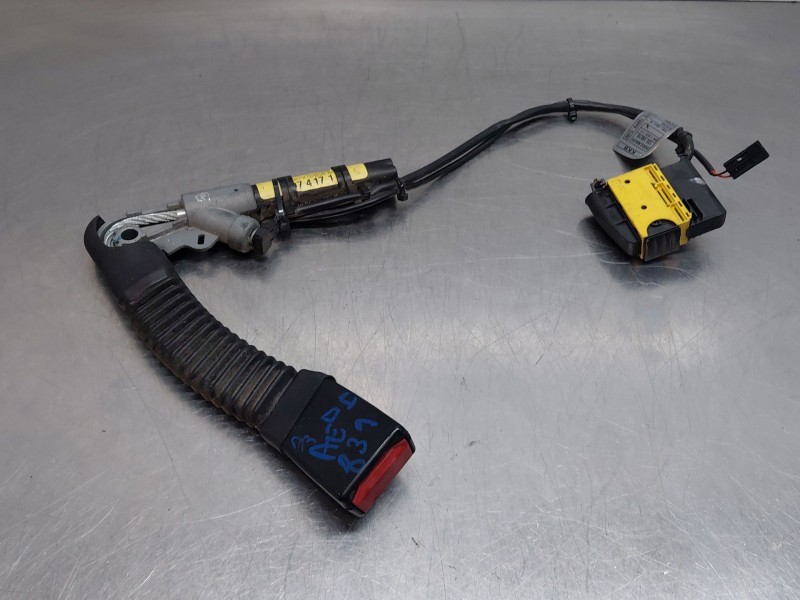Recambio de pretensor airbag izquierdo para bmw x3 (e83) 2.0 d referencia OEM IAM 72119119539  