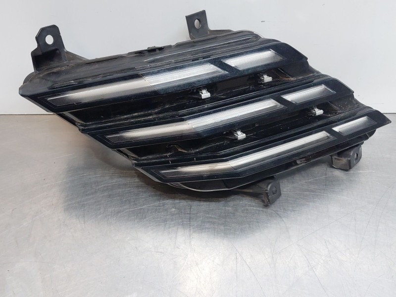 Recambio de piloto delantero izquierdo para peugeot 3008 hybrid 3008 referencia OEM IAM 9839799380  