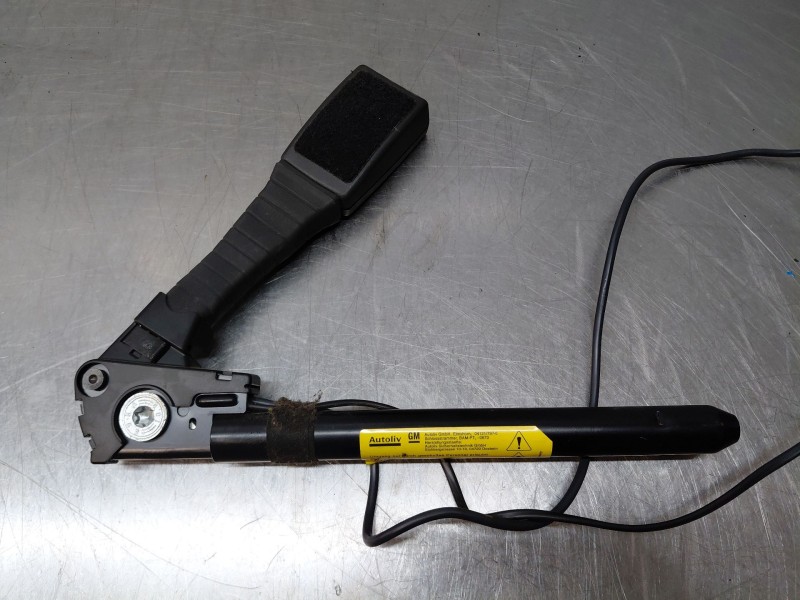 Recambio de pretensor airbag izquierdo para opel astra h (a04) 1.7 cdti (l48) referencia OEM IAM 93186247  