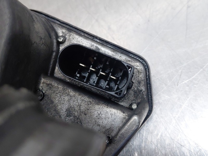 Recambio de caja mariposa para bmw x3 (e83) 2.0 d referencia OEM IAM 11717804384  