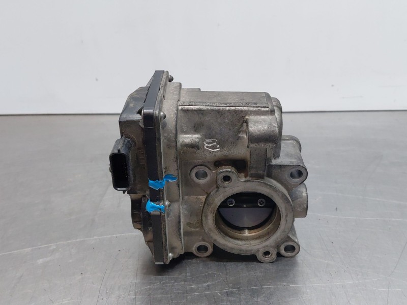 Recambio de caja mariposa para renault twingo ii (cn0_) 1.2 turbo (cn0c, cn0f) referencia OEM IAM   