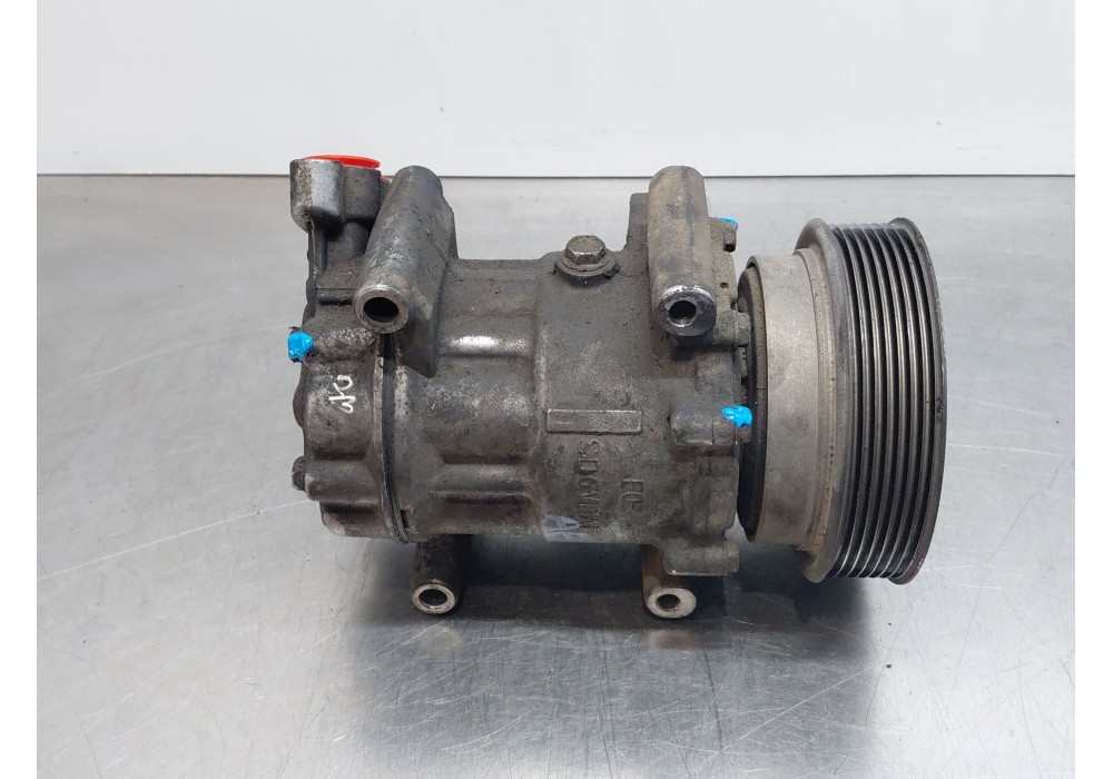 Recambio de compresor aire acondicionado para renault twingo ii (cn0_) 1.2 turbo (cn0c, cn0f) referencia OEM IAM   