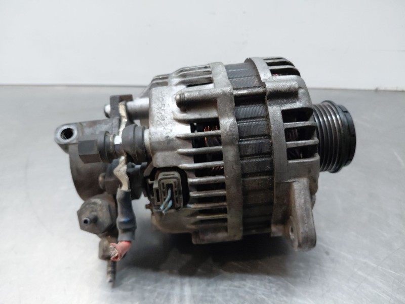 Recambio de alternador para opel astra h (a04) 1.7 cdti (l48) referencia OEM IAM 95520889  