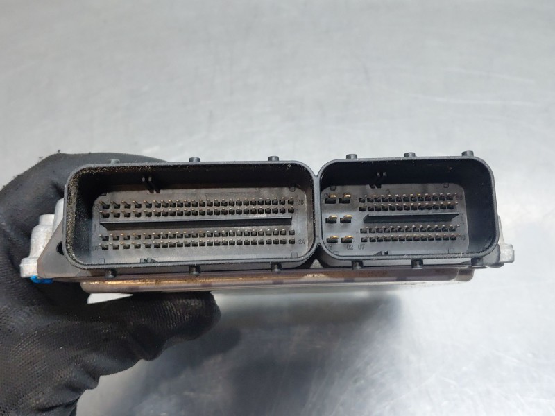 Recambio de centralita motor uce para bmw x3 (e83) 2.0 d referencia OEM IAM 0281014176 DDE7805349 