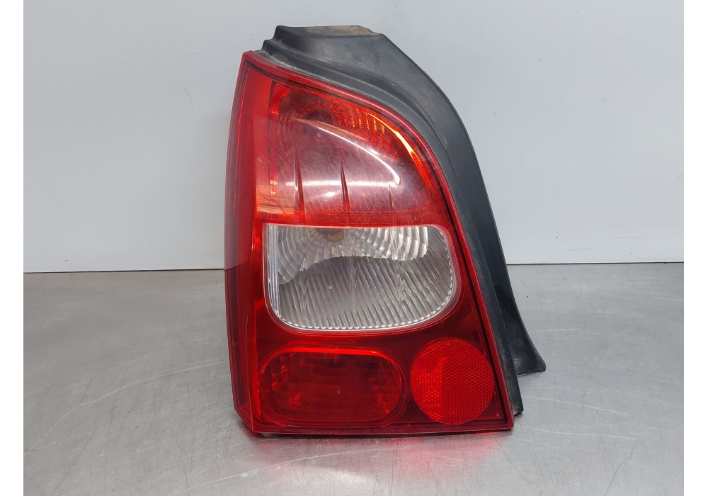 Recambio de piloto trasero izquierdo para renault twingo ii (cn0_) 1.2 turbo (cn0c, cn0f) referencia OEM IAM   