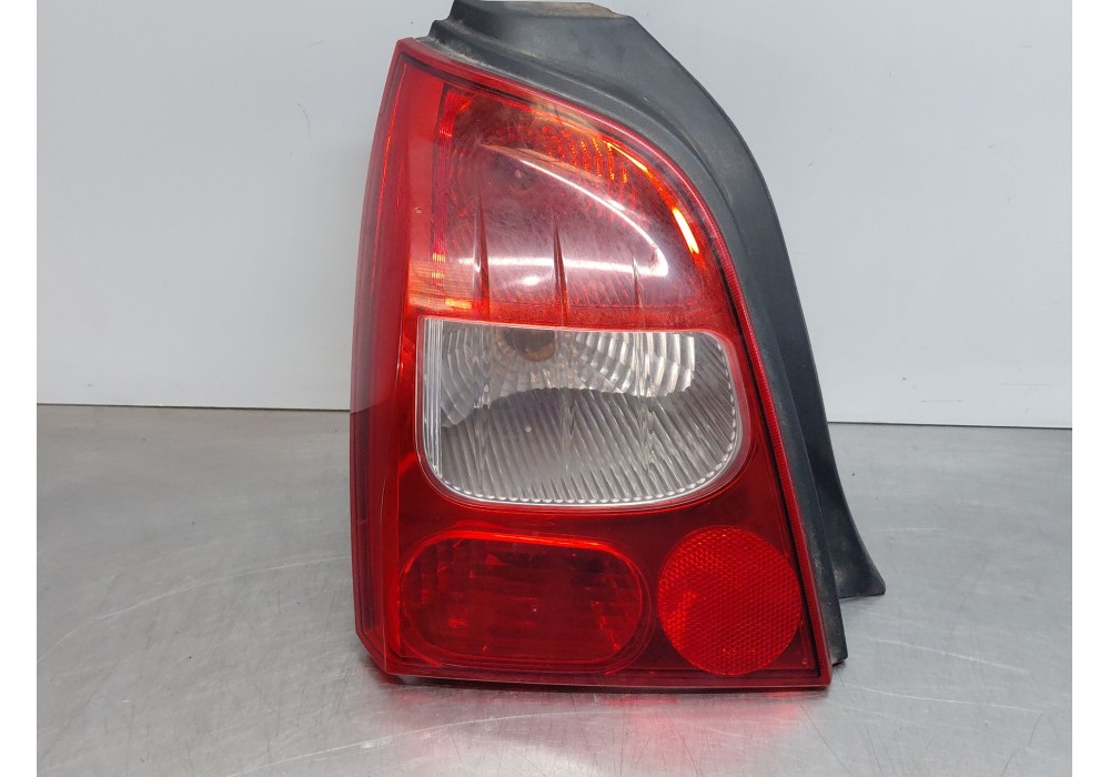 Recambio de piloto trasero izquierdo para renault twingo ii (cn0_) 1.2 turbo (cn0c, cn0f) referencia OEM IAM   