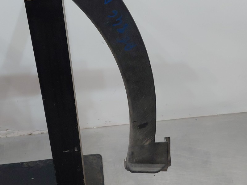 Recambio de aletin delantero izquierdo para peugeot 3008 hybrid 3008 referencia OEM IAM 98397907XT  