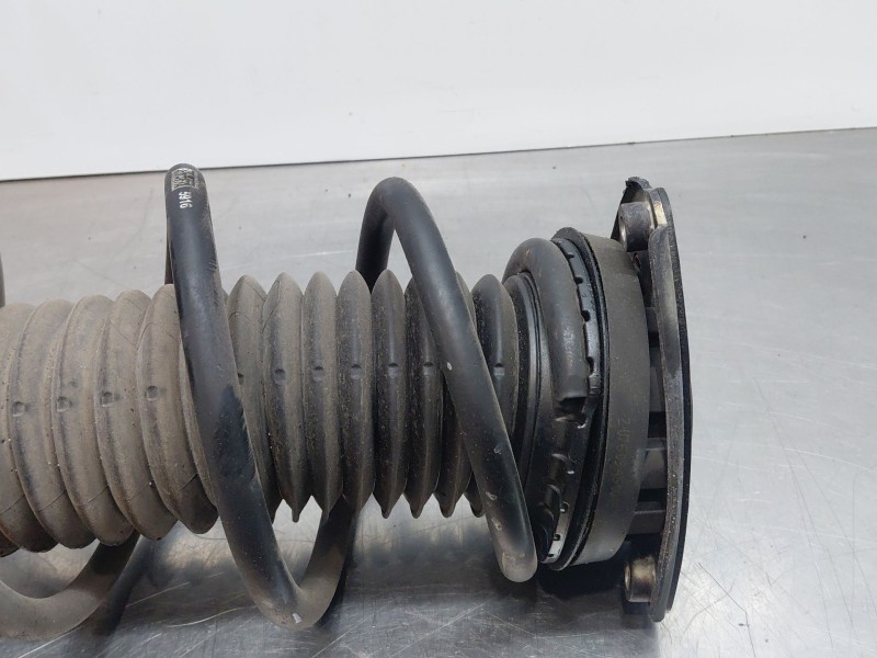 Recambio de amortiguador delantero izquierdo para peugeot 3008 hybrid 3008 referencia OEM IAM 9860001980  