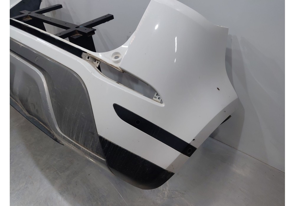 Recambio de paragolpes trasero para land rover range rover evoque (l551) 2.0 d180 mhev 4x4 referencia OEM IAM   