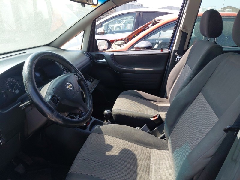 opel zafira a monospace (t98) del año 2004