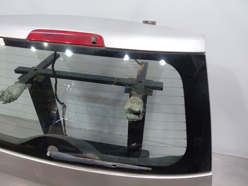 Recambio de porton trasero para ford fusion (ju_) 1.4 referencia OEM IAM 1756576  