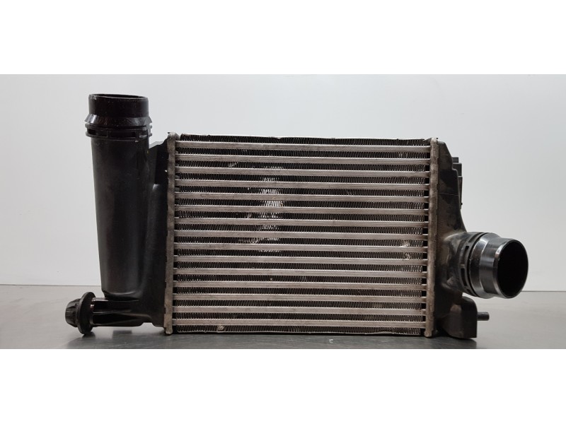 Recambio de intercooler para nissan qashqai (j11) acenta referencia OEM IAM 144614ED0A  