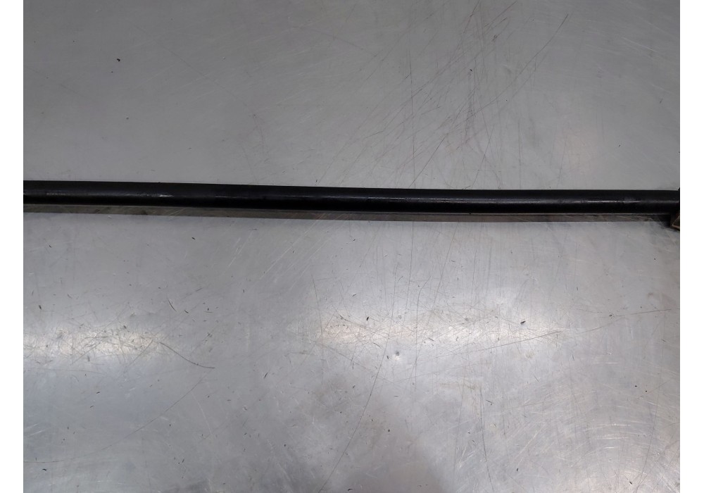 Recambio de barra estabilizadora delantera para nissan nt400 cabstar (f24m) 35.14, 45.14 referencia OEM IAM 54611MB40B  