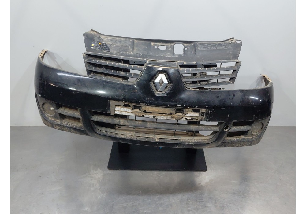 Recambio de paragolpes delantero para renault clio ii (bb_, cb_) 1.5 dci (b/cb3m) referencia OEM IAM 7701209646  