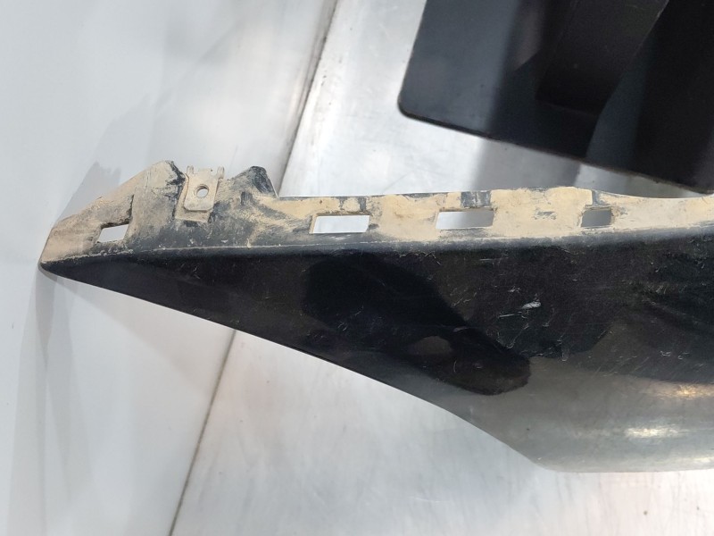 Recambio de paragolpes delantero para renault clio ii (bb_, cb_) 1.5 dci (b/cb3m) referencia OEM IAM 7701209646  