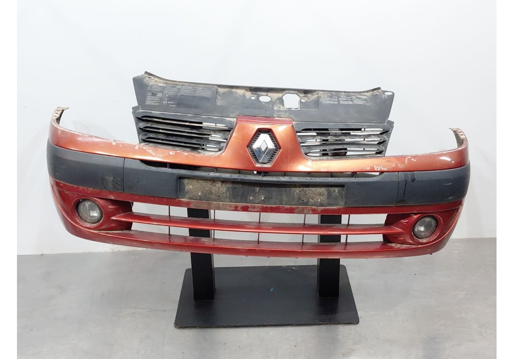 Recambio de paragolpes delantero para renault clio ii (bb_, cb_) 1.5 dci (b/cb07) referencia OEM IAM 7701476554  