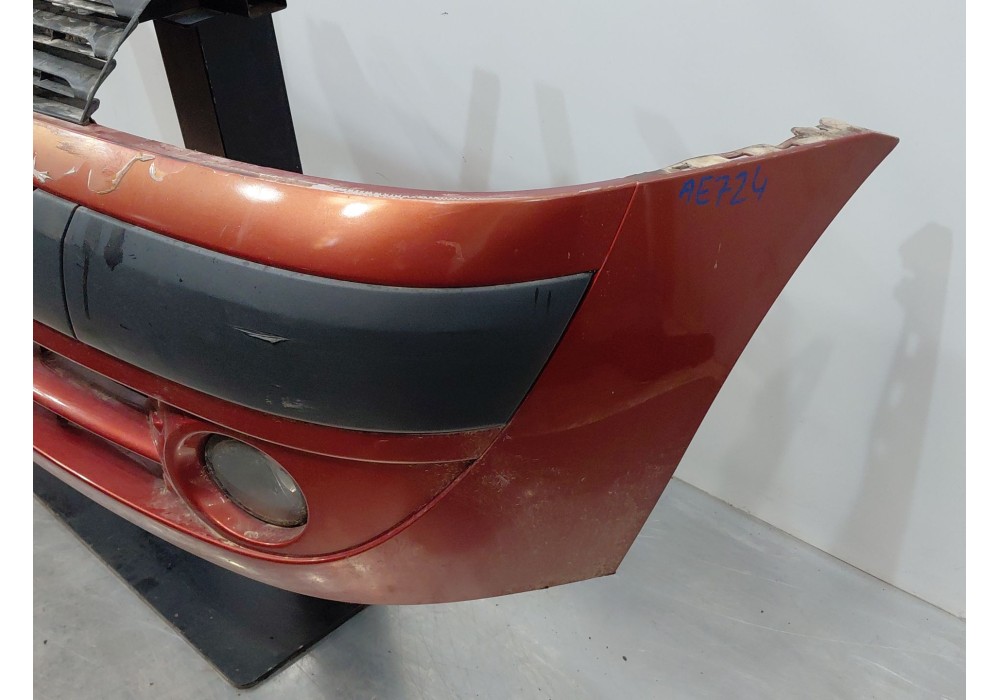 Recambio de paragolpes delantero para renault clio ii (bb_, cb_) 1.5 dci (b/cb07) referencia OEM IAM 7701476554  