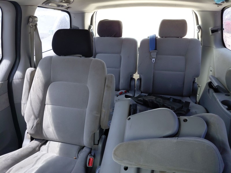 kia carnival ii (gq) del año 2005