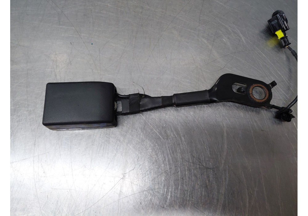 Recambio de enganche del cinturon delantero izq para peugeot expert furgoneta (v_) 1.6 bluehdi 115 referencia OEM IAM   