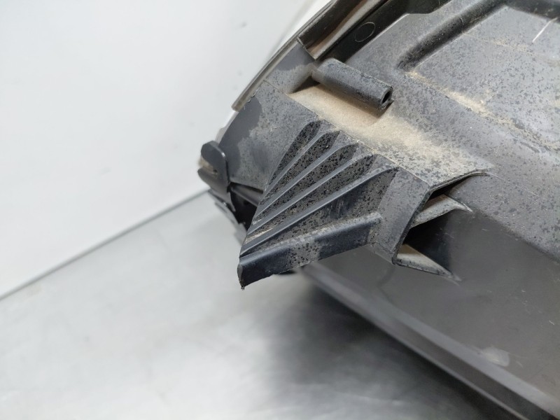 Recambio de faro derecho para peugeot expert furgoneta (v_) 1.6 bluehdi 115 referencia OEM IAM   
