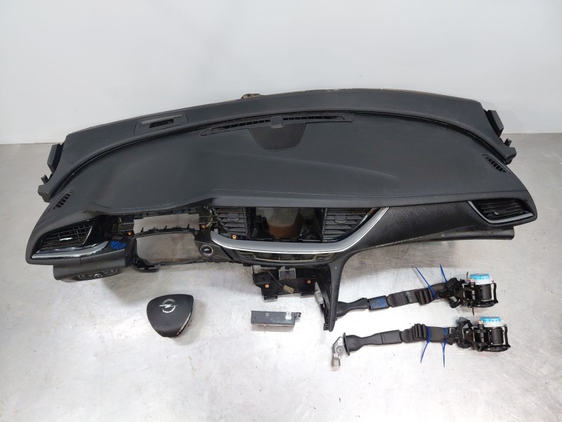 Recambio de kit airbag para opel insignia b grand sport (z18) 1.6 cdti (68) referencia OEM IAM   