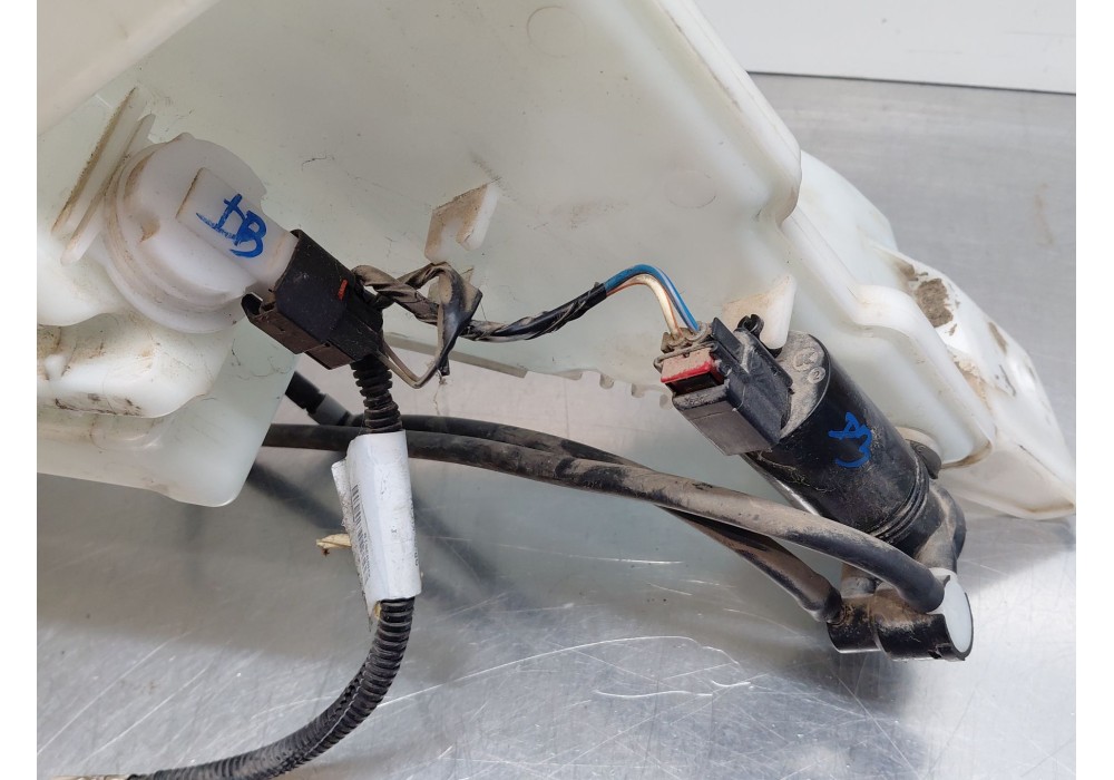 Recambio de deposito limpia para land rover range rover evoque (l551) 2.0 d180 mhev 4x4 referencia OEM IAM   