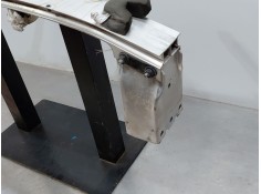 Recambio de refuerzo paragolpes delantero para land rover range rover evoque (l551) 2.0 d180 mhev 4x4 referencia OEM IAM LR13698 2