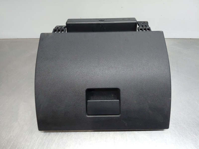 Recambio de guantera para ford fusion (ju_) 1.4 referencia OEM IAM 1320637  