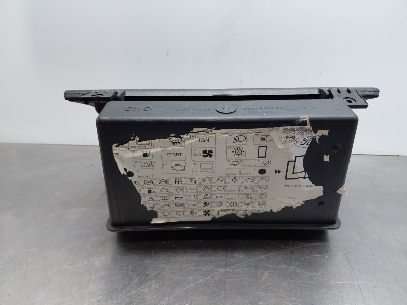 Recambio de guantera para ford fusion (ju_) 1.4 referencia OEM IAM 1320637  