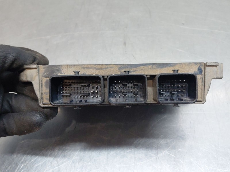 Recambio de centralita motor uce para citroën c2 (jm_) 1.1 referencia OEM IAM 9663306680 215859329A 