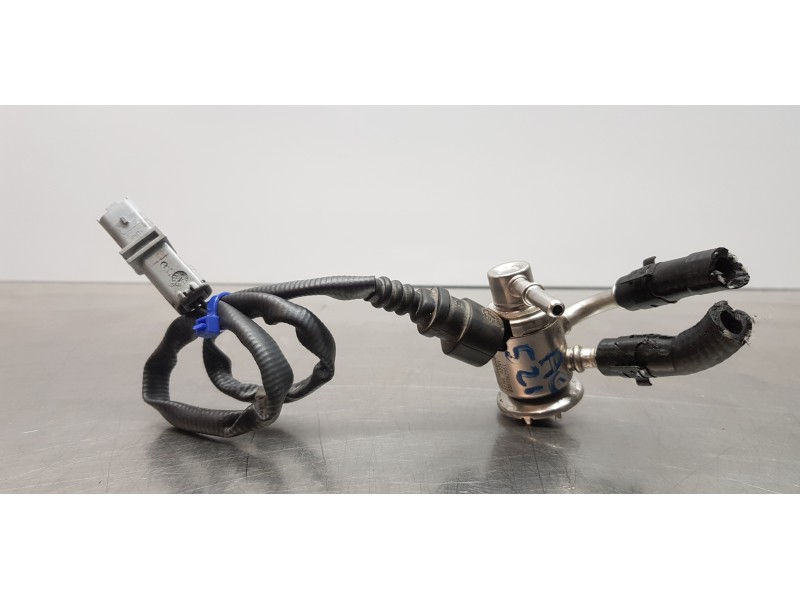 Recambio de inyector para nissan primastar cerrada referencia OEM IAM 208994525R  