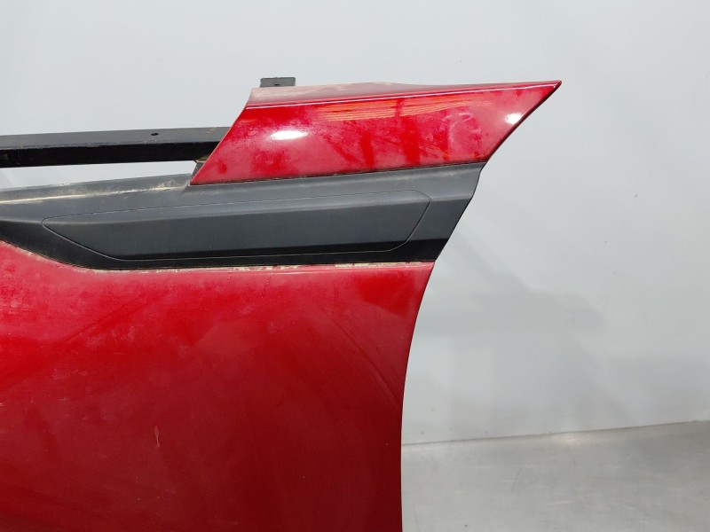 Recambio de aleta delantera izquierda para peugeot 2008 (p2) active referencia OEM IAM   