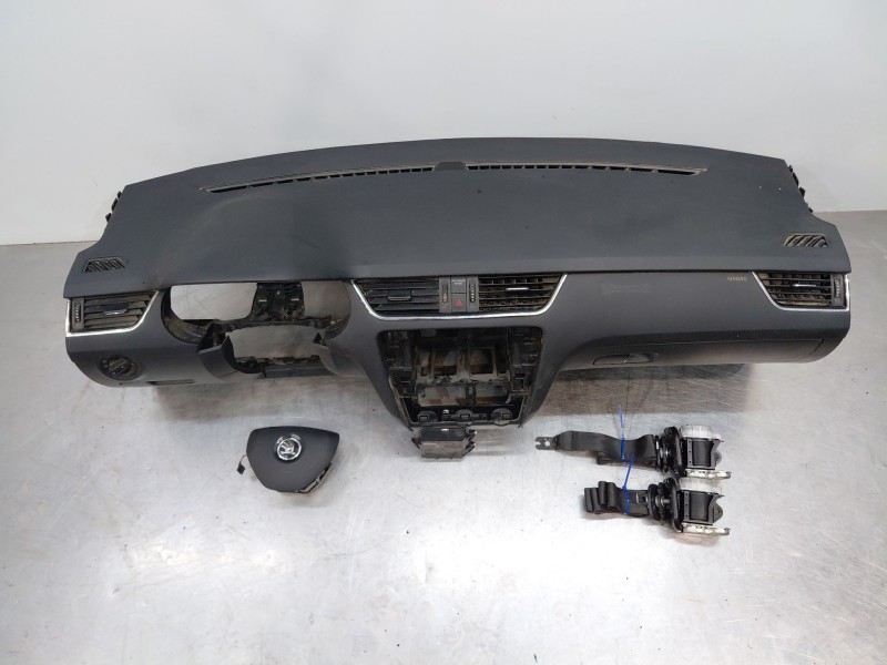 Recambio de kit airbag para skoda octavia iii combi (5e5, 5e6) 1.6 tdi referencia OEM IAM   