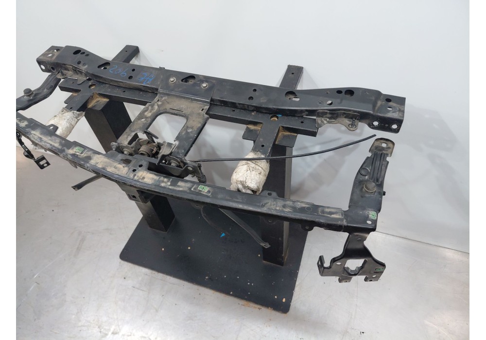 Recambio de panel frontal para opel insignia b grand sport (z18) 1.6 cdti (68) referencia OEM IAM   