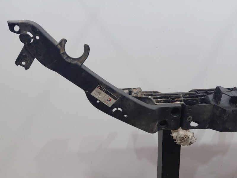 Recambio de panel frontal para peugeot rifter active referencia OEM IAM   