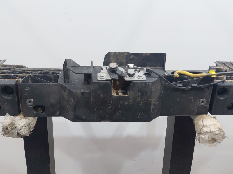 Recambio de panel frontal para peugeot rifter active referencia OEM IAM   