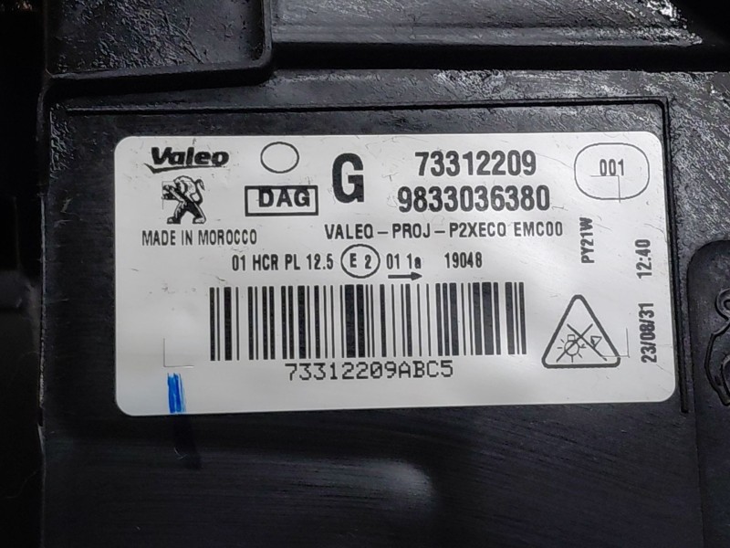 Recambio de faro izquierdo para peugeot 2008 (p2) active referencia OEM IAM   