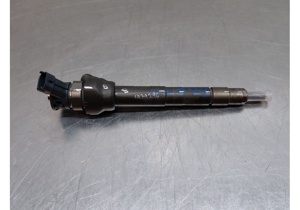 Recambio de inyector para land rover range rover evoque (l551) 2.0 d180 mhev 4x4 referencia OEM IAM   
