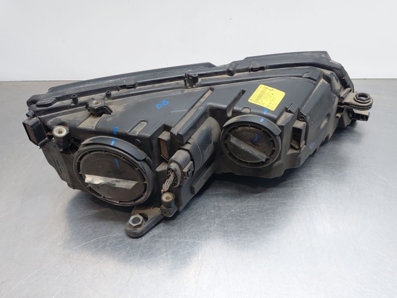 Recambio de faro izquierdo para skoda octavia iii combi (5e5, 5e6) 1.6 tdi referencia OEM IAM   