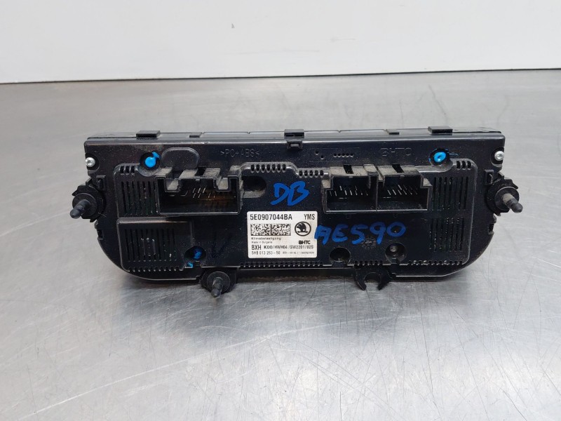 Recambio de mando climatizador para skoda octavia iii combi (5e5, 5e6) 1.6 tdi referencia OEM IAM   