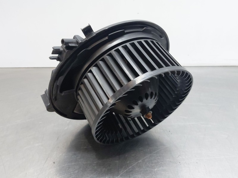 Recambio de motor calefaccion para skoda octavia iii combi (5e5, 5e6) 1.6 tdi referencia OEM IAM   