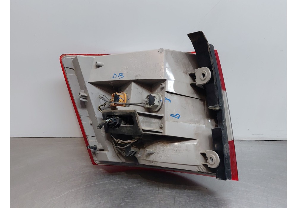 Recambio de piloto trasero derecho para skoda octavia iii combi (5e5, 5e6) 1.6 tdi referencia OEM IAM   