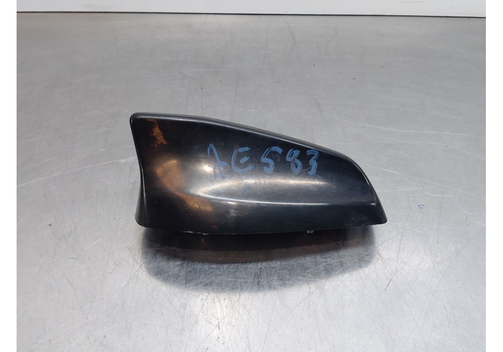 Recambio de antena para land rover range rover evoque (l551) 2.0 d180 mhev 4x4 referencia OEM IAM LR097274  
