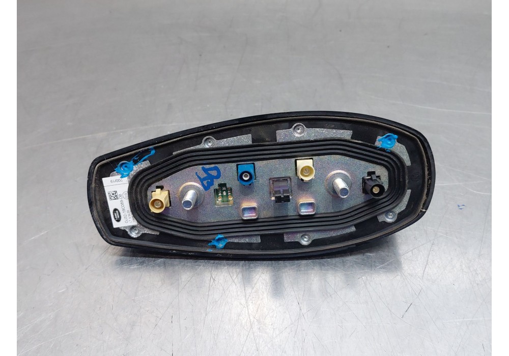 Recambio de antena para land rover range rover evoque (l551) 2.0 d180 mhev 4x4 referencia OEM IAM LR097274  