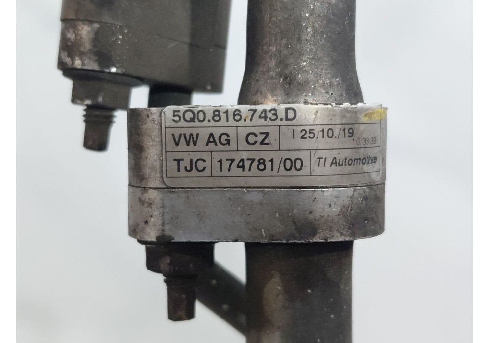 Recambio de tubos aire acondicionado para skoda octavia iii combi (5e5, 5e6) 1.6 tdi referencia OEM IAM   