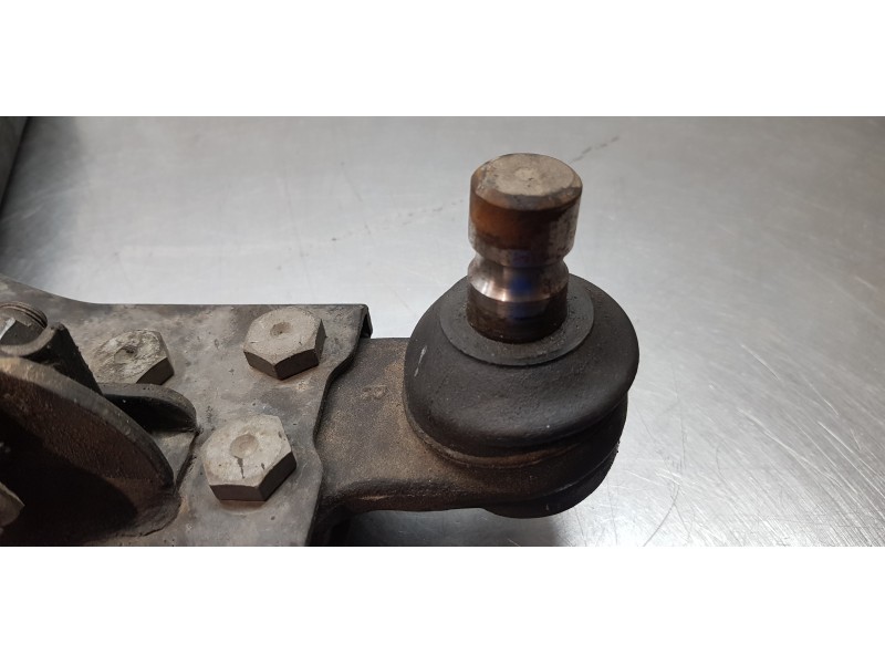 Recambio de brazo suspension inferior delantero derecho para ssangyong rodius xdi limited referencia OEM IAM 4450221001  